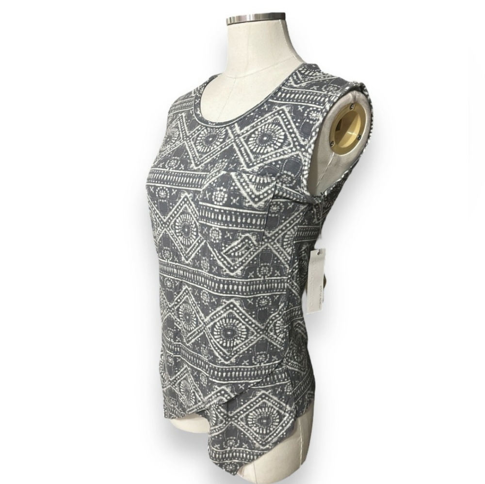 LOVEAPPELLA Grenson Knit Tank